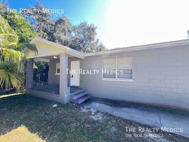 Photo - 1118 Tuskegee St