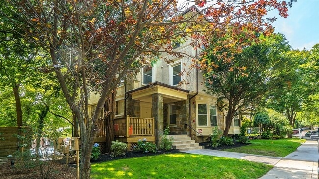 Photo - 21 Regent Cir Unit 3