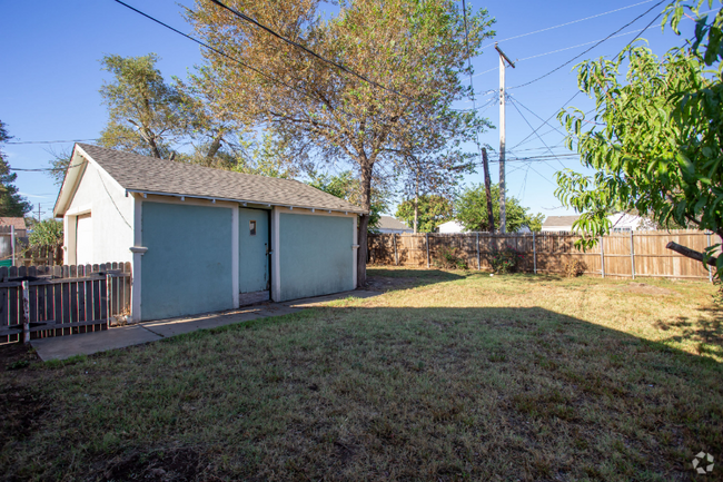 Building Photo - 729 N Hayes St Rental