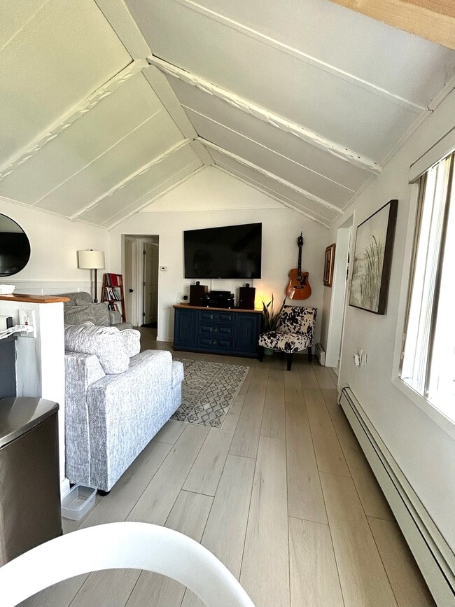 Photo - 800 S 6th St