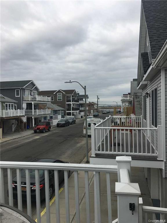 Photo - 86 Minnesota Ave Unit Upper