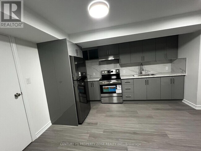 Photo - 7747 Hanniwell St