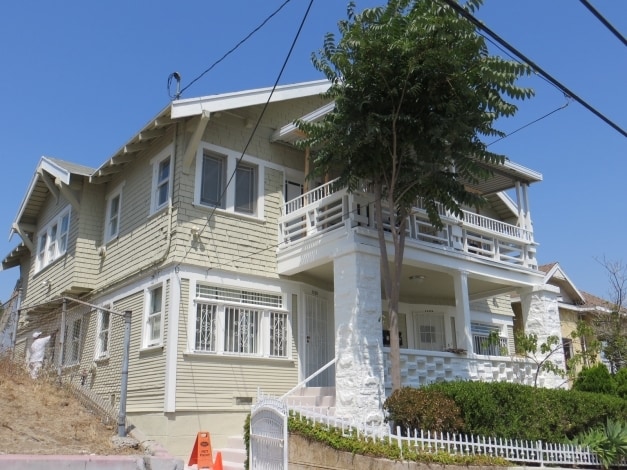 Photo - 1137 Irolo St