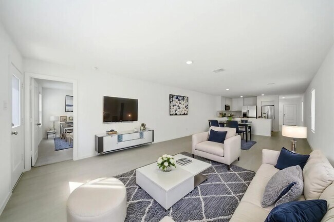 Photo - 5643 Shelford Birch Dr