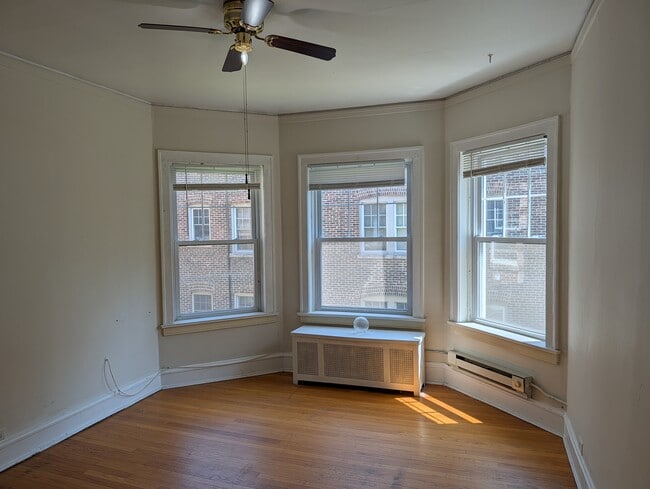 Photo - 325 Kedzie St Unidad 805-3