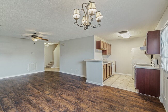 Building Photo - 9009 Fountain Brook Ln Rental