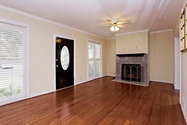Photo - 2321 Sheridan St