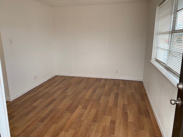 Photo - Fairway Apartments