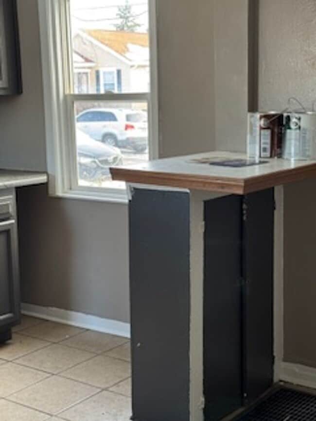 Photo - Cute 1 Bedroom with Basement