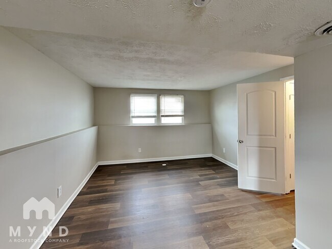 Photo - 1038 Cherry Bud Dr