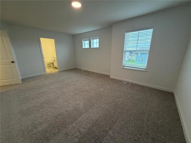 Photo - 5285 Long Pointe Pass