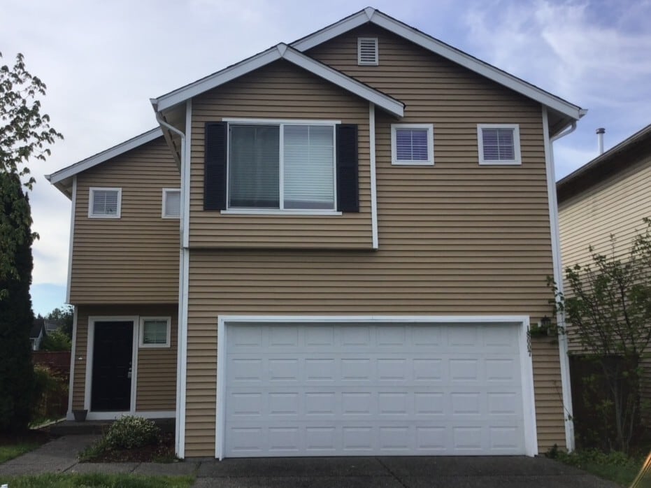 Photo - 18007 Silver Creek Ave E