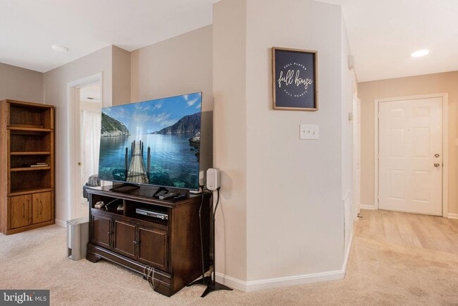 Photo - 1049 Gardenview Loop Unit 204