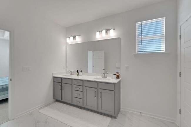 Photo - 12129 Rowan Hill Dr