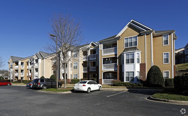 The Legends Apartments For Rent in Hickory, NC | ForRent.com