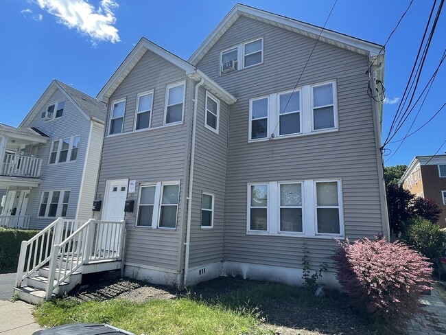 Building Photo - 43 Granfield Ave Unit 2