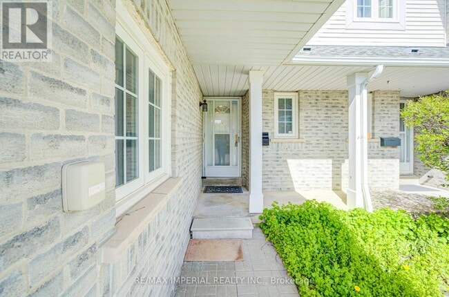 Photo - 5305 Glen Erin Dr