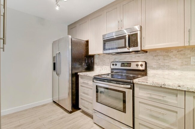 Photo - 9 Royal Palm Way Unit 105