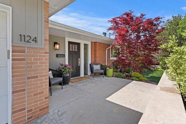Tegan's House - Tegan's House