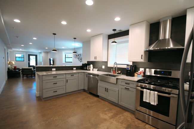 Photo - 2508 N Spaulding Ave Unit A