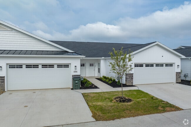 The Villas at Maplewood