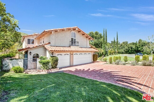 Photo - 1515 Outlook Cir