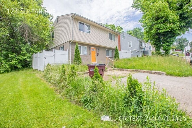 Photo - 123 Sultan Ave