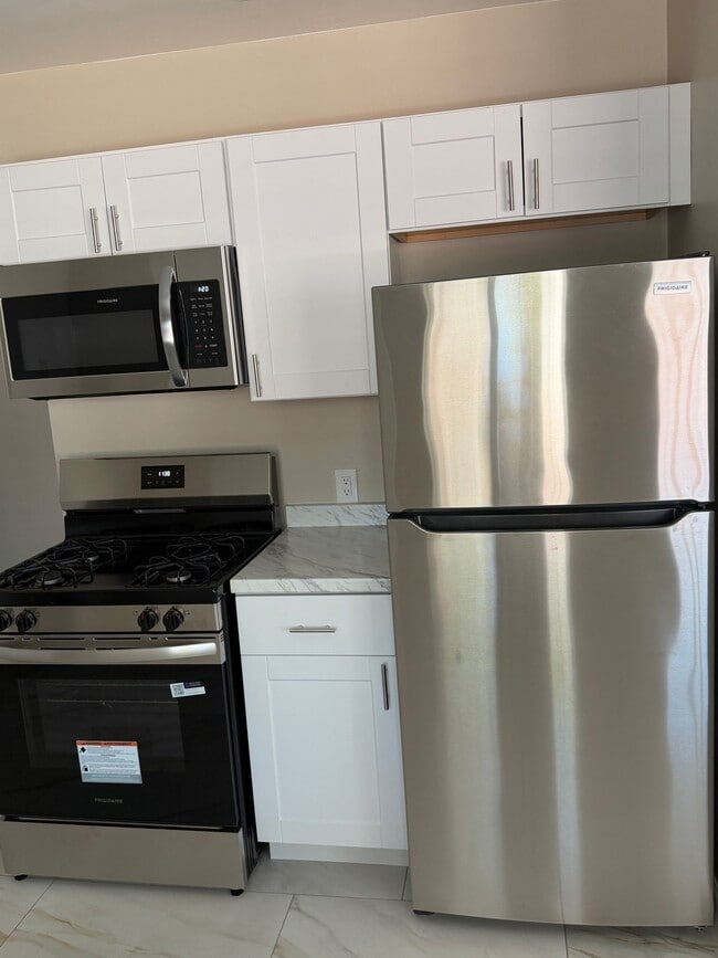 Photo - 4634 E Burns St