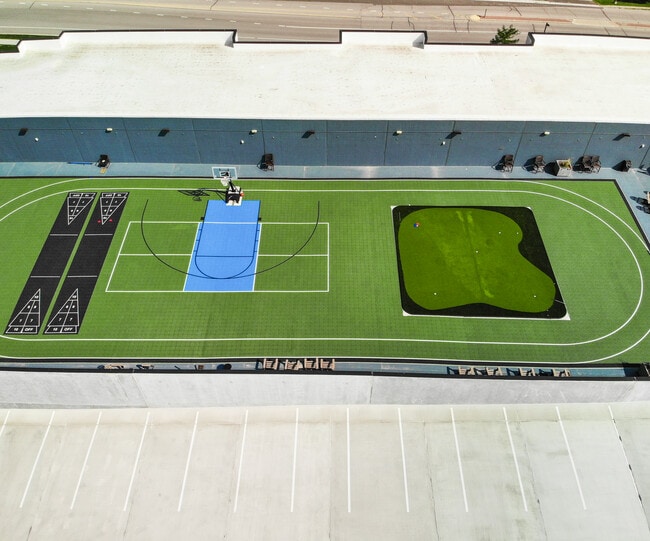 Rooftop Amenities