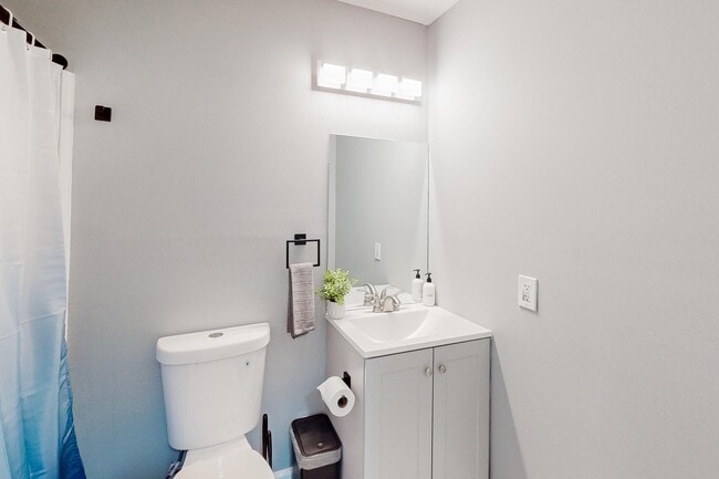 Photo - 1963 Overton Trl