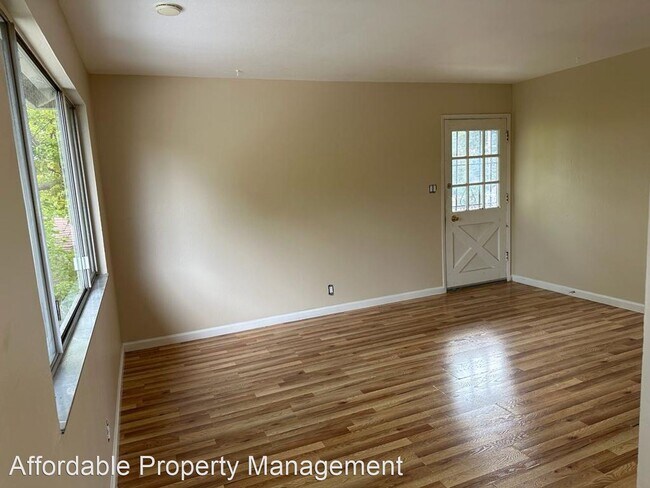 Photo - 2 br, 1 bath House - 1709 159th Ave