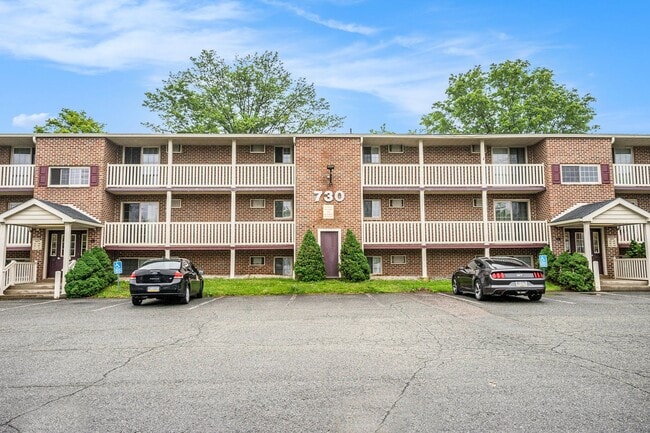 Photo - Almont Terrace Unit Almont Terrace - 2 Bedroom