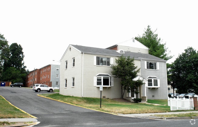 Hollybrooke II - Hollybrooke II