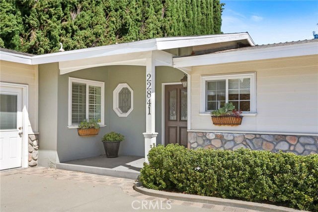 Photo - 22841 Mariano St