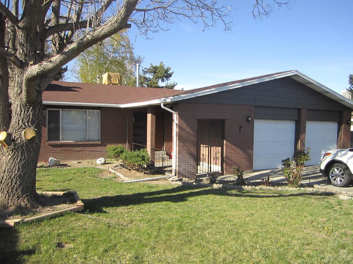 Photo - 2442 W 6200 S House