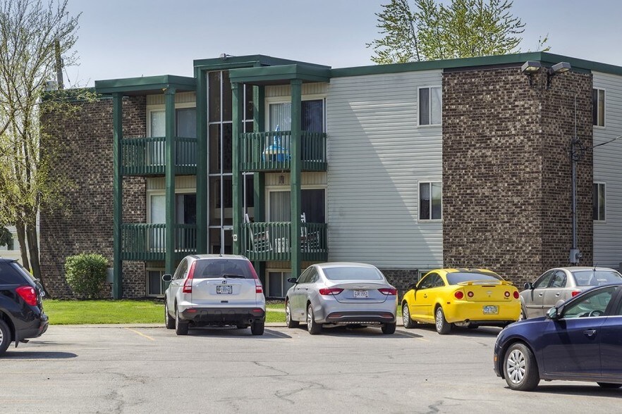 River Ridge Apartments For Rent in Rossford, OH