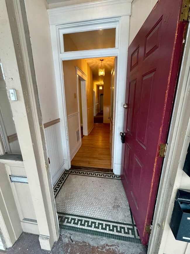 Photo - 5514 Broad St Unit 1