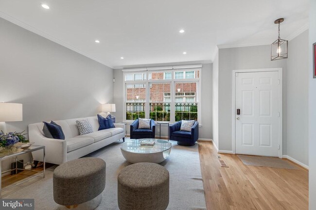 Photo - 1507 N Colonial Terrace