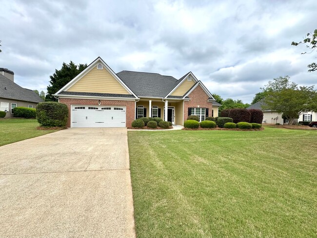 Inviting 4 bed 3.5 bath Home with Ample Li... - Inviting 4 bed 3.5 bath Home with Ample Li...