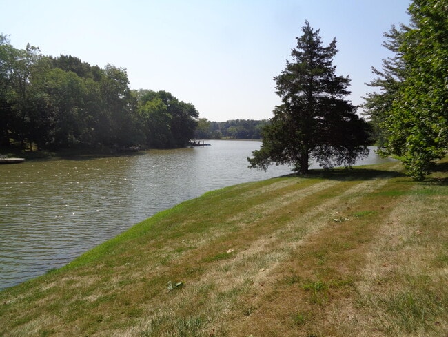 Photo - 1992 Waterfront Dr N Unit A