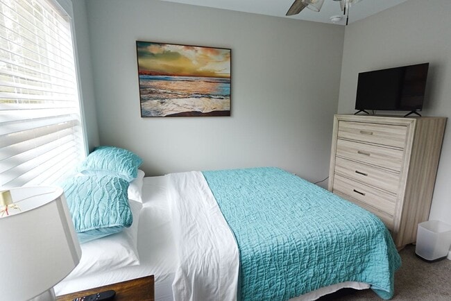 Photo - 210 Brittany Pointe Ln