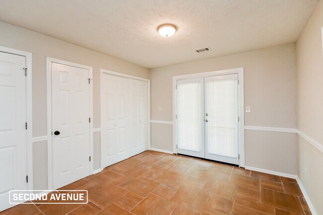 Photo - 4830 Thornwood Dr