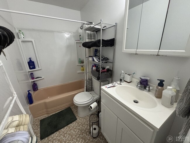 Photo - 33 Lancaster Terrace Unit 212