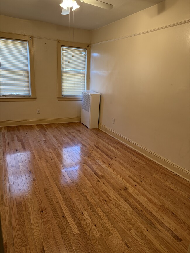 Photo - 9046 180th St