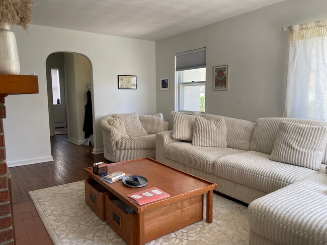 Photo - 111 Dormar Dr