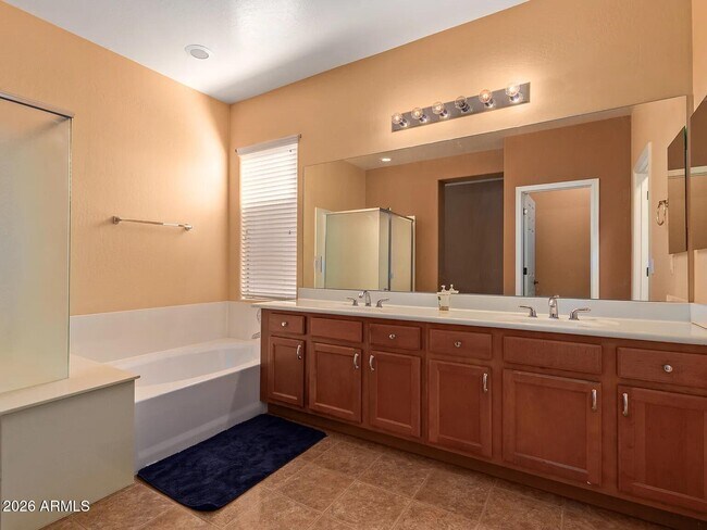 Photo - 2310 W Spur Dr
