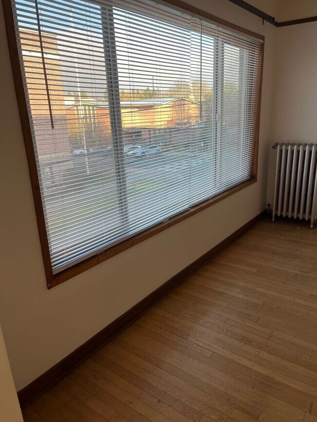 Photo - Hillcrest Apartments