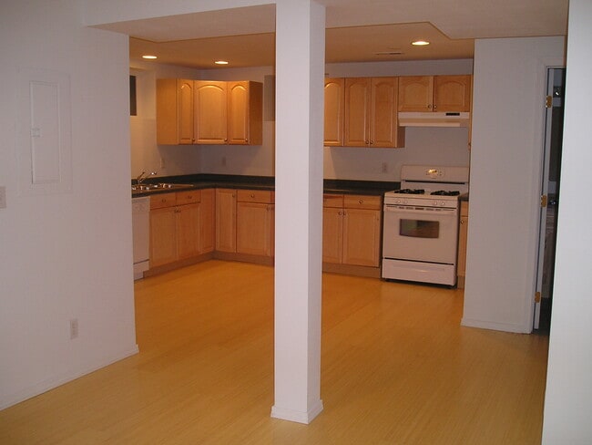 Building Photo - 5329 9th Ave NE Rental