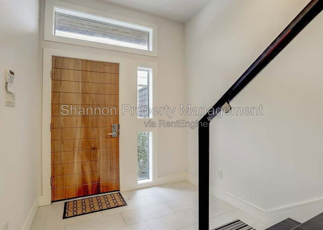 Photo - 5905 Kiam St