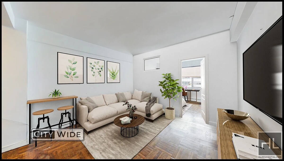 Photo - EAST 69 STREET Unidad 9L